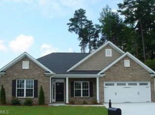 6275 Armsburg Rd, Clemmons, NC 27012