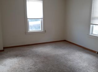 203 Franklin Ave #A, Ellwood City, PA 16117