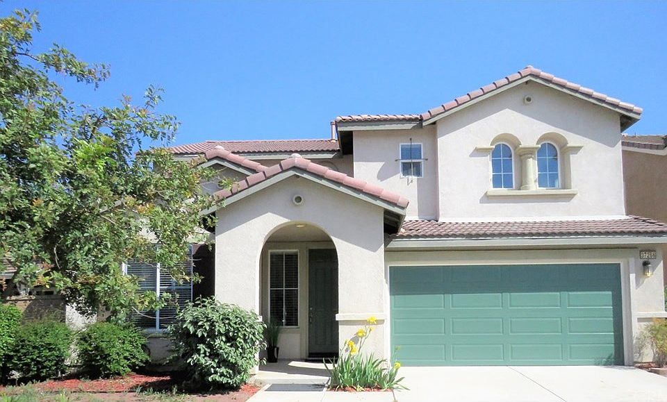 1st image of 37266 La Lune Ave