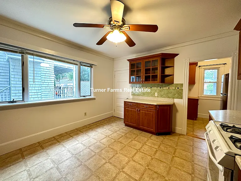 30 Roseclair St — Photo 22