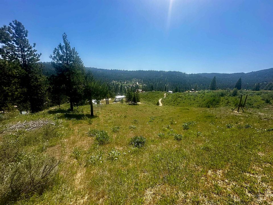 1st image of Aspen Ridge Rd