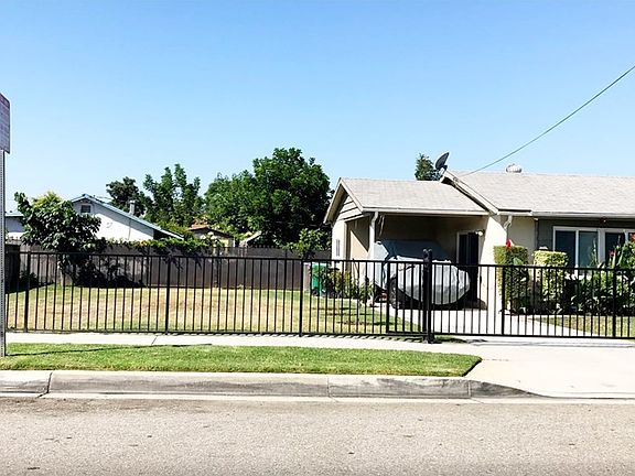 3rd image of 13048 Fairgrove Ave