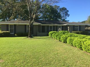 122 Bel Aire Dr, Dothan, AL 36303