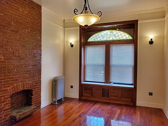 2nd image of 72 W 105th St #1A