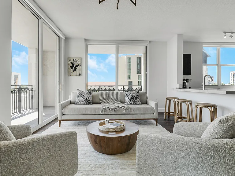 550 Okeechobee Blvd #622 — Photo 4