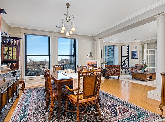 5th image of 1142 S Michigan Ave #4AB