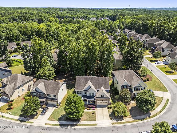 2nd image of 89 Chatsworth Lane