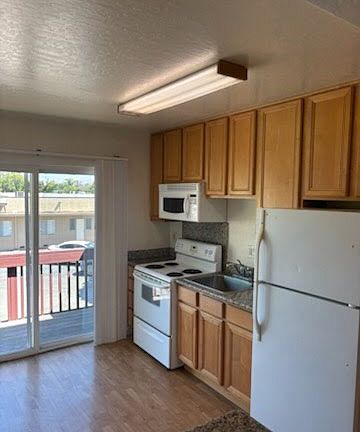 5th image of 2020 Clarmar Way #9