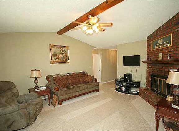 3rd image of 2220 Timber Hill Dr