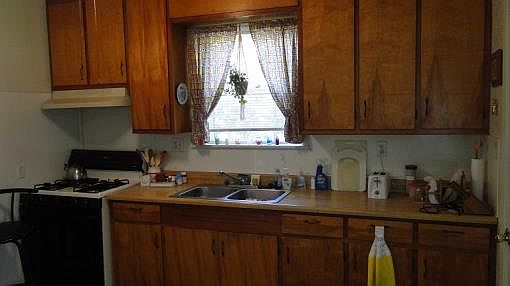 5th image of 59 College Dr