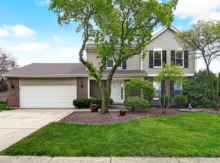 7755 Barclay Rd, Darien, IL 60561