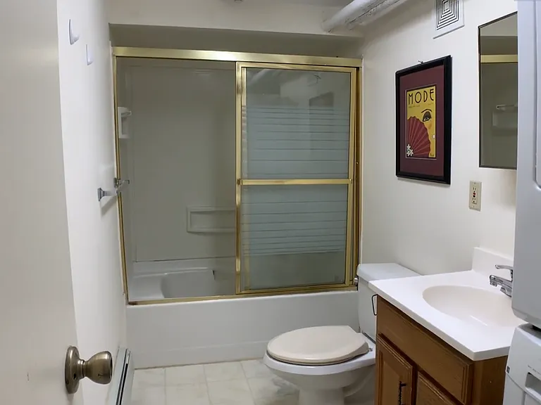 114 Highland Pl #1 — Photo 9