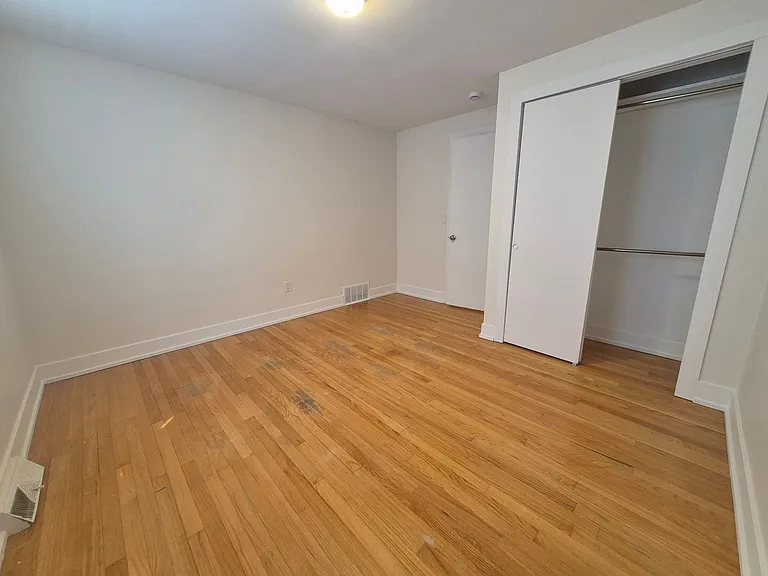 4220-4226 Wilson Ave SW — Photo 22
