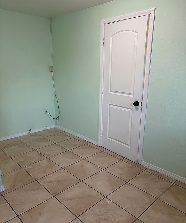 2nd image of 3723 Olive St #2
