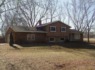 5909 Lexington Ave N, Shoreview, MN 55126
