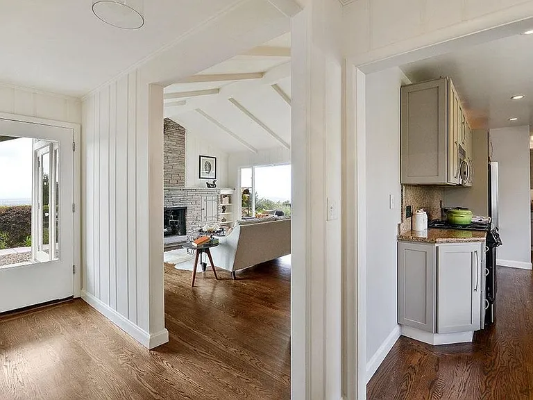 61 Dudley Ct — Photo 11