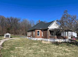 2905 Old Paris Rd, West Terre Haute, IN 47885