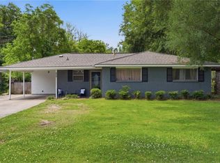 472 Fontainbleau Dr, Baton Rouge, LA 70819