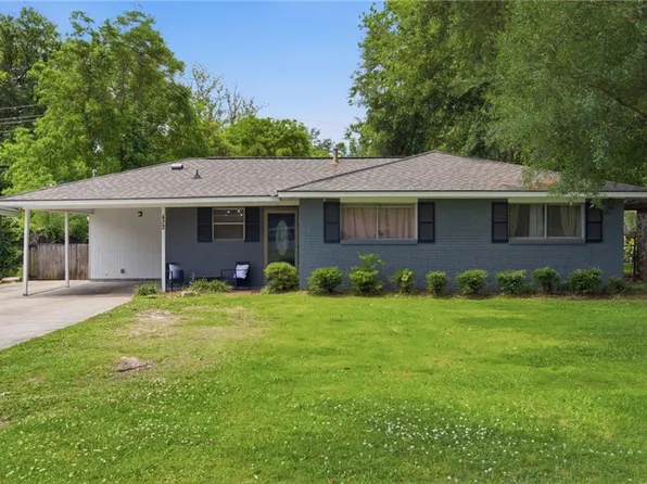 472 Fontainbleau Dr, Baton Rouge, LA 70819