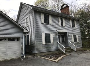 66 Carter Rd, Pleasant valley, NY 12569