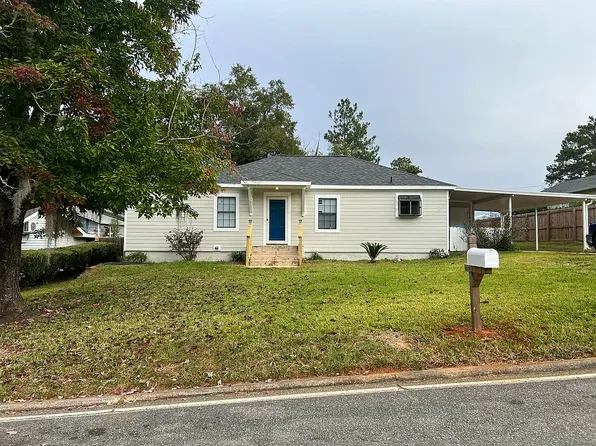 1018 Magnolia Dr, Quincy, FL 32351