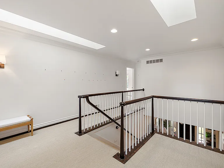 699 Abbey Rd — Photo 14