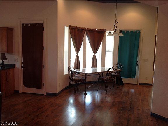 5th image of 5641 N Rowland Ave