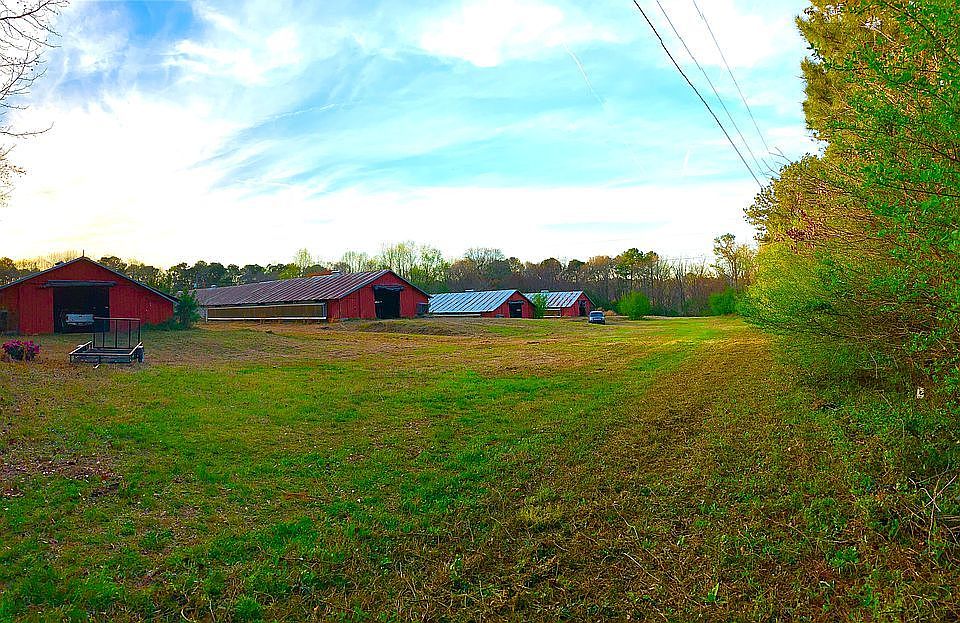 1st image of 331 Calhoun Rd
