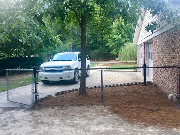 5th image of 1306 Palmetto Dr