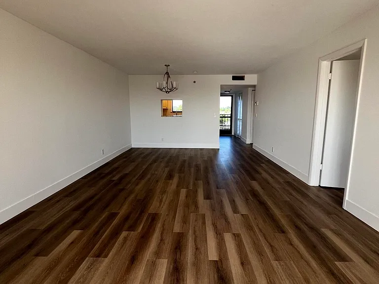 7770 Tahiti Ln #504 — Photo 11