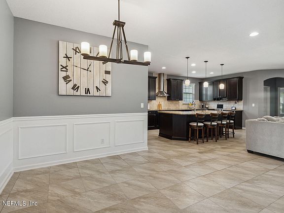5th image of 2281 CLUB LAKE Drive