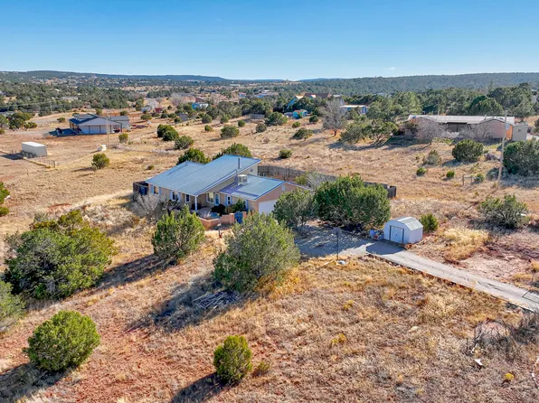 5 Entrada Granada, Sandia Park, NM 87047