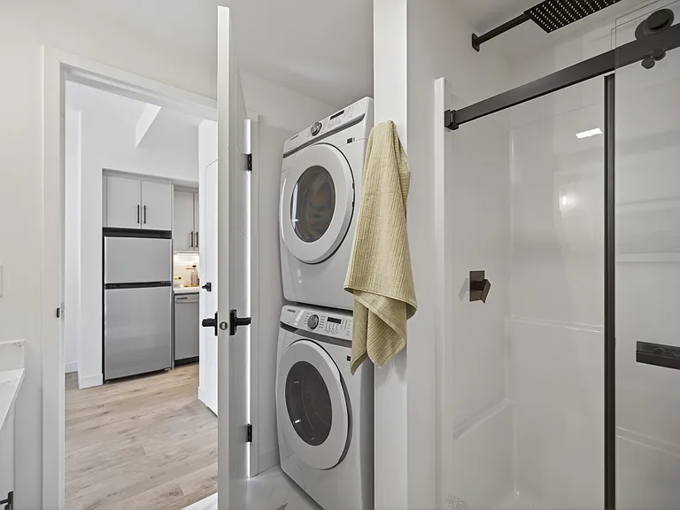 11 Merkel Manza Blvd — Photo 28