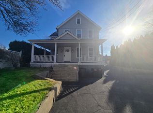 10 Ohio Ave #REAR2, Pt Washington, NY 11050