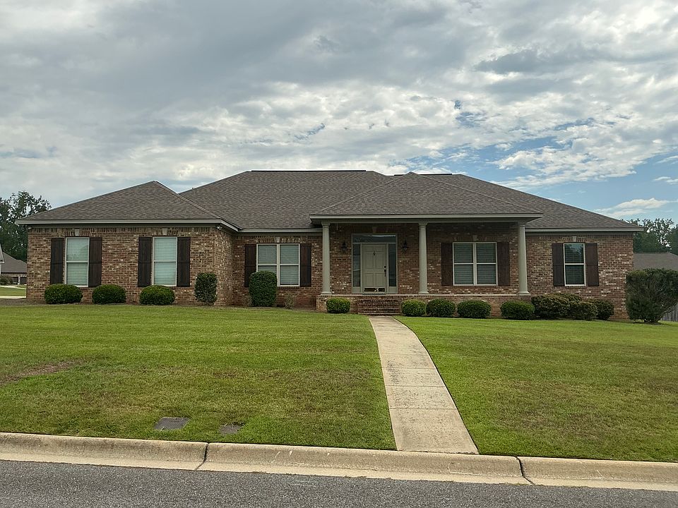 Spacious family home nestled on a large level corner lot. Move in ready.