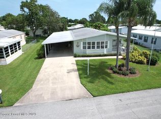 914 Evergreen St, Barefoot Bay, FL 32976
