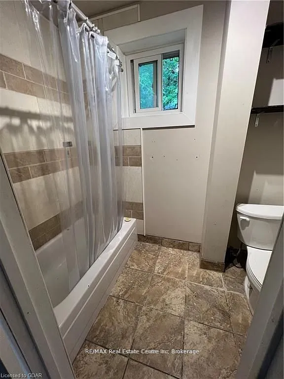2 bed, $1,650 — Photo 2