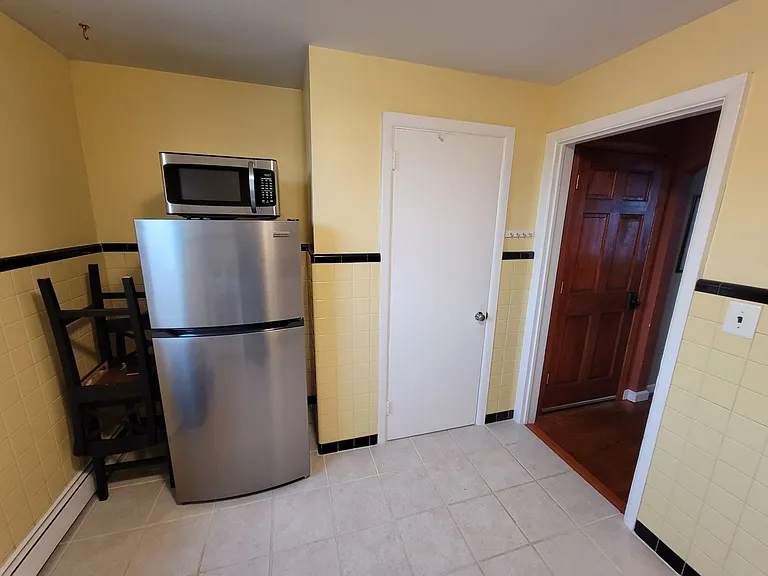 418 Linden St — Photo 12