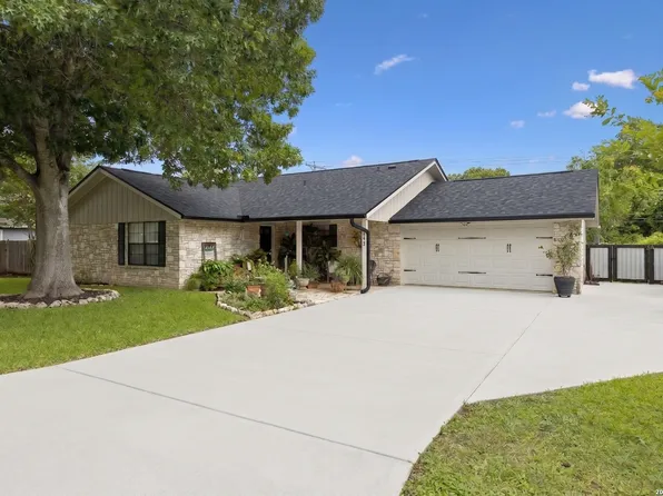106 Lehmann St, Boerne, TX 78006