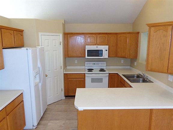 4th image of 11888 S Goldsmith Ct