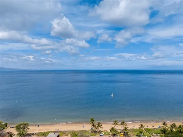 4 Leanihi Ln #A102, Kihei, HI 96753