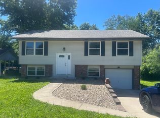 5125 Woodway Dr, Jefferson City, MO 65109