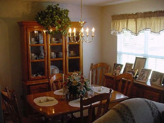 4th image of 9A Meadowood Glen Way