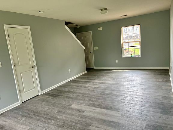 2nd image of 22 Jones Creek Cir
