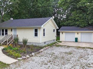 20313 Pine Lake Rd, Battle Creek, MI 49014