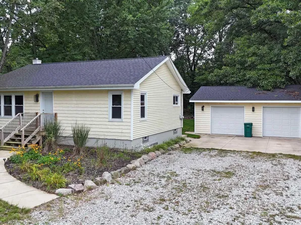 20313 Pine Lake Rd, Battle Creek, MI 49014