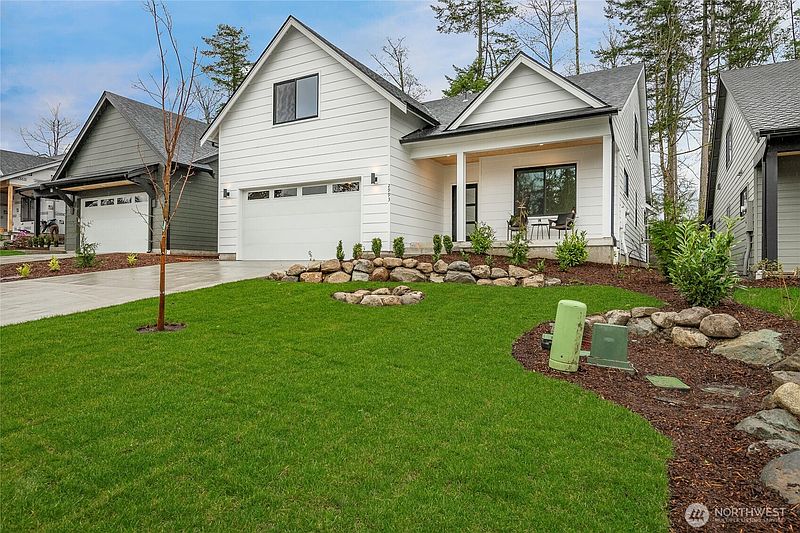 2nd image of 2993 Cedar View Way