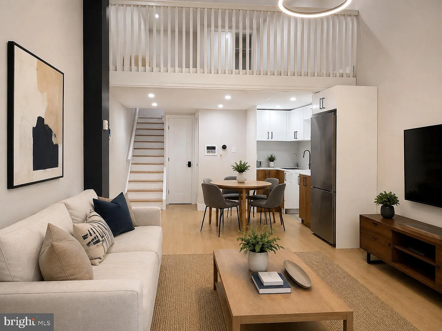 1 bed, 800 sqft, $1,750 — Photo 1