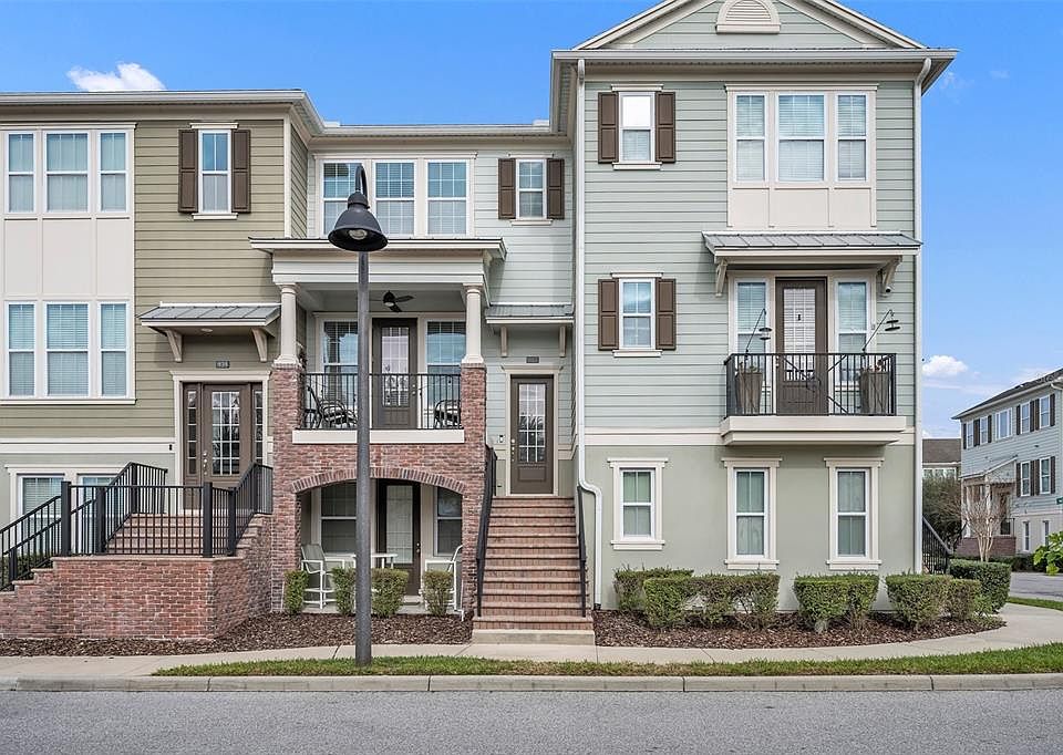 1st image of 943 TARAMUNDI DRIVE