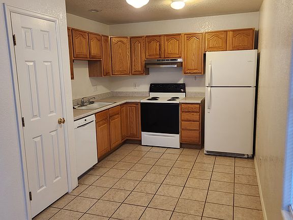 5th image of 1503 E 21st St